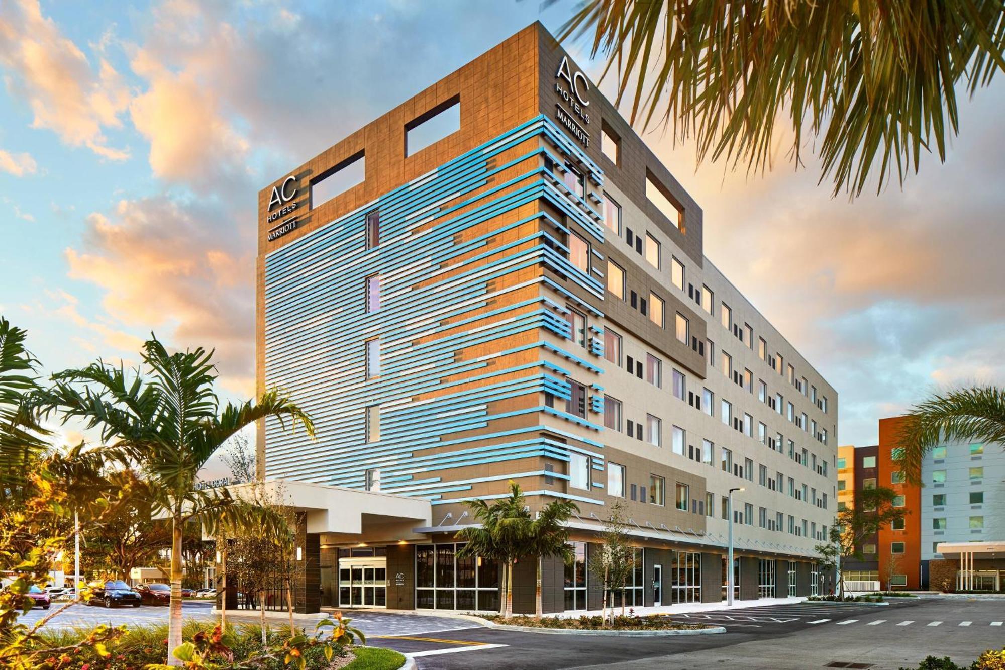 Ac Hotel By Marriott Miami Airport West/Doral Buitenkant foto
